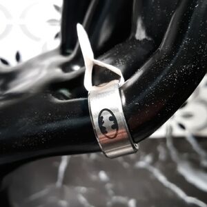 Batman size 6 silver band ring